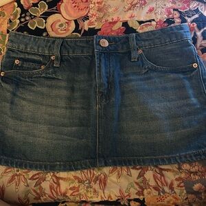 Super cute Urban BDG mini skirt